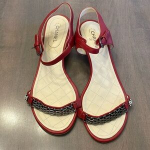 Chanel metal chain red sandal with mini wedge